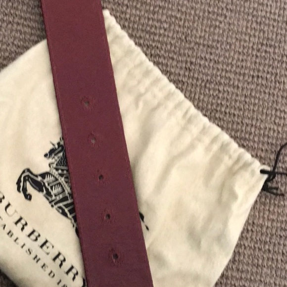 Burgundy Burberry belt - Picture 5 of 5